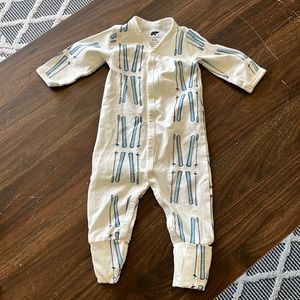 Monica + Andy Ski Print Snap Convertible Pajama 0-3m